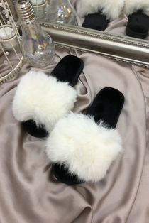 White Fluffy Faux Fur Slider Slippers