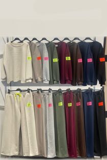 Long Sleeve Graphic Badge Sweatshirt With Wide Leg Trouser