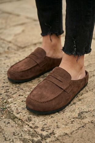Brown Loafer Suede Mule Loafer Slip-On Comfort Flats