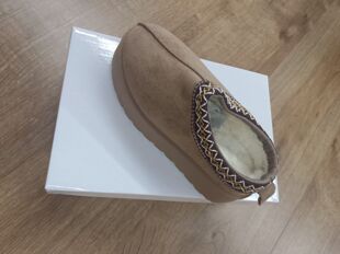 Kids Chestnut Embroidery Detail Faux Fur Lining Slippers