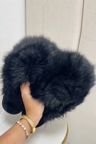 Black Faux Fur Lined Slip-on Slippers