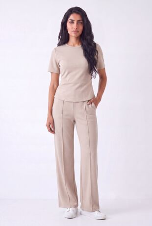 Elegant Ruched Side Top With Single Seam Trouser