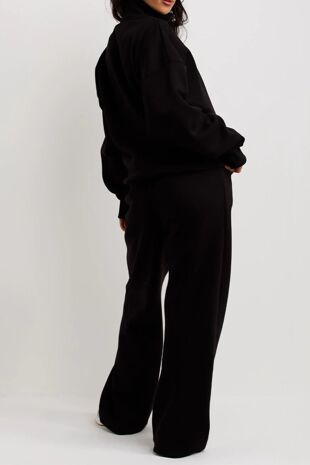 Black Sweatshirt With Straight Leg Jogger