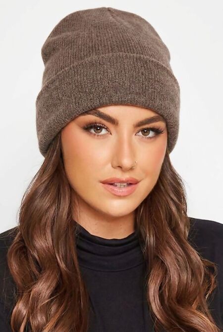 Knitted Ribbed Beanie