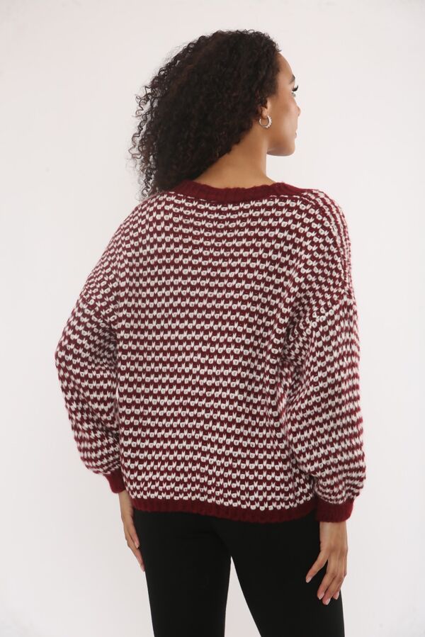Chunky Knit Button Down Patterned V-Neck Cardigan