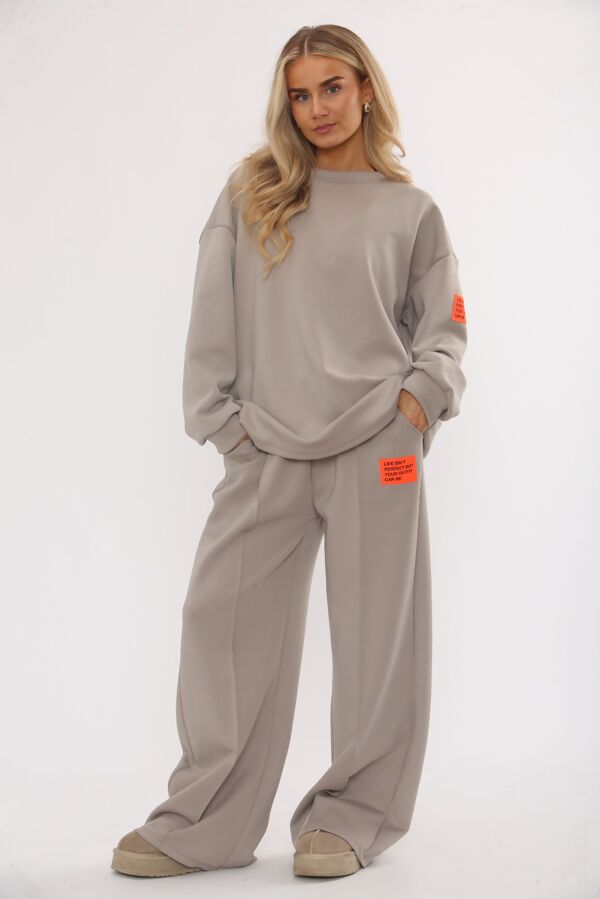 Long Sleeve Graphic Badge Sweatshirt With Wide Leg Trouser