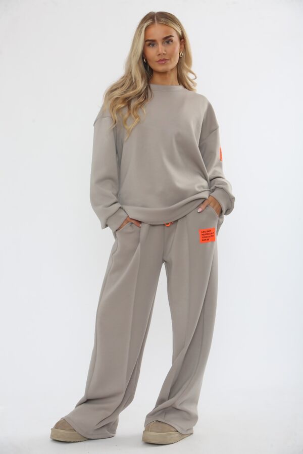 Long Sleeve Graphic Badge Sweatshirt With Wide Leg Trouser