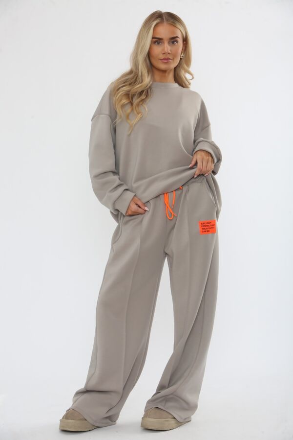 Long Sleeve Graphic Badge Sweatshirt With Wide Leg Trouser