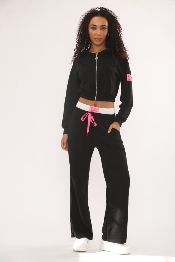 Graphic Badge Baggy Cropped Hoodie With Contrast Trouser