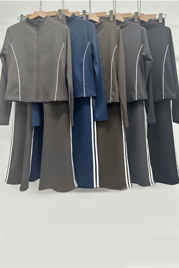 Active Zipped Jacket With Side Stripes Flared Trouser