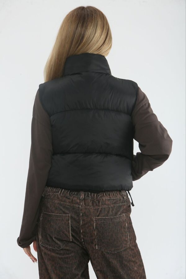 Black Lightweight Quilted Zip-Up Gilet