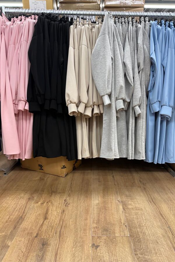 Cropped Corset Fit Sweatshirt With Single Seam Trouser