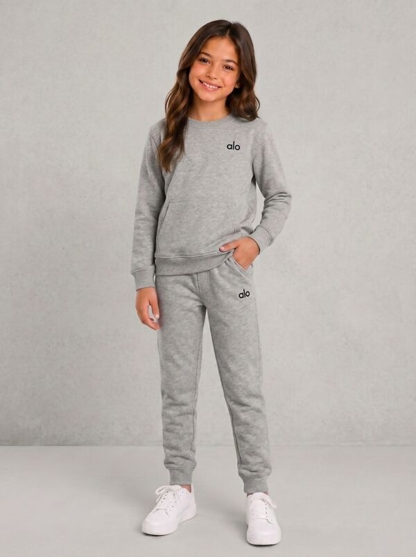Black Kids Printed Round Neck Sweatshirt With Bottom Tracksuits