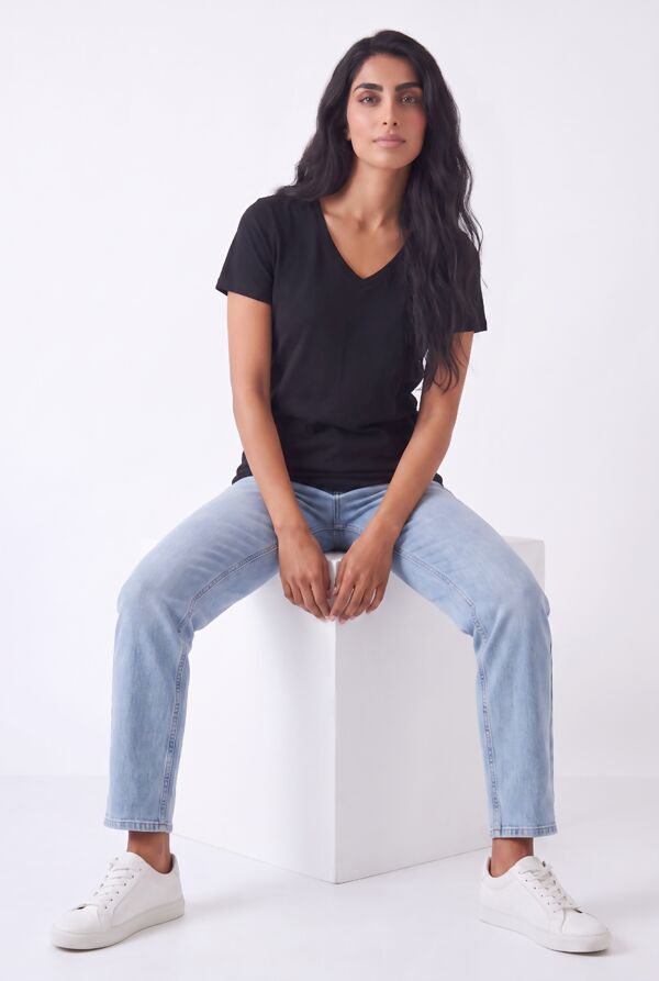 Black Basic V Neck Tee