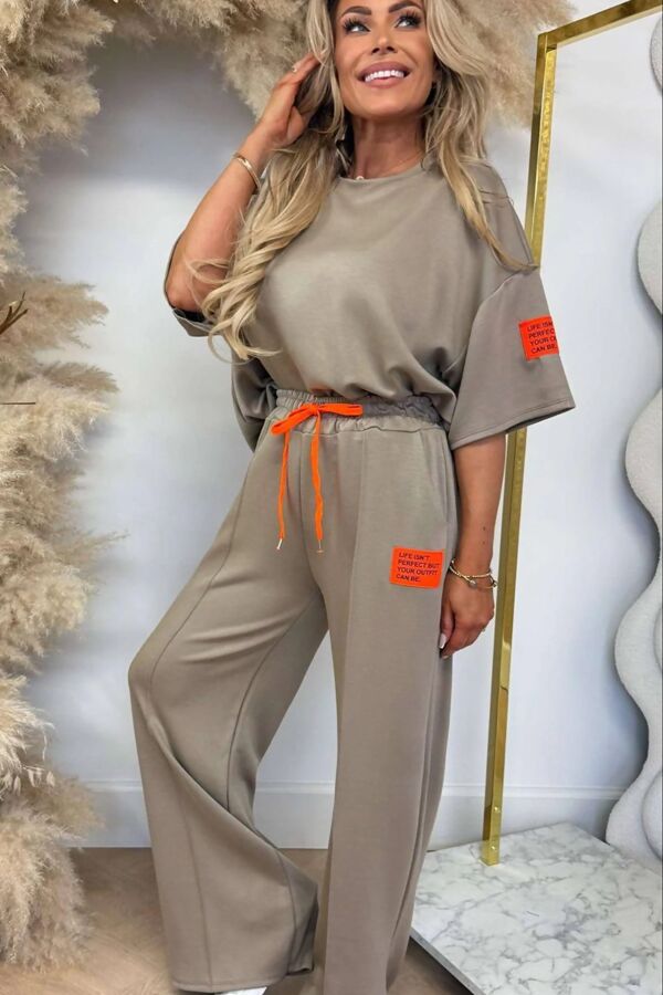 Graphic Badge Baggy T-Shirt With Wide Leg Trouser
