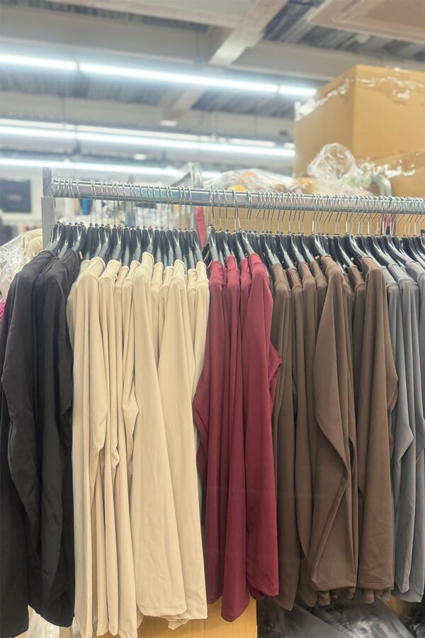 Long Sleeve Scoop Neck Stretchable Bodysuit