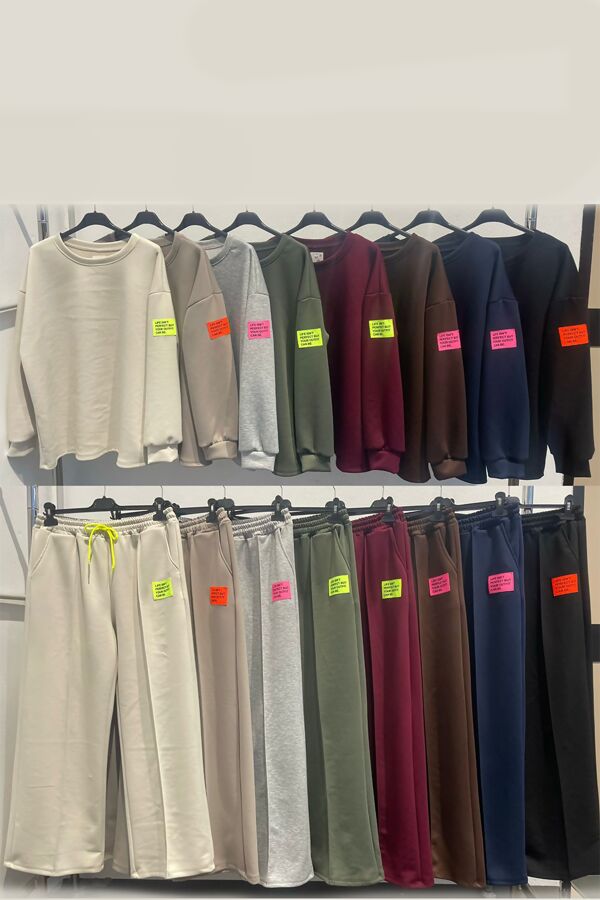 Long Sleeve Graphic Badge Sweatshirt With Wide Leg Trouser